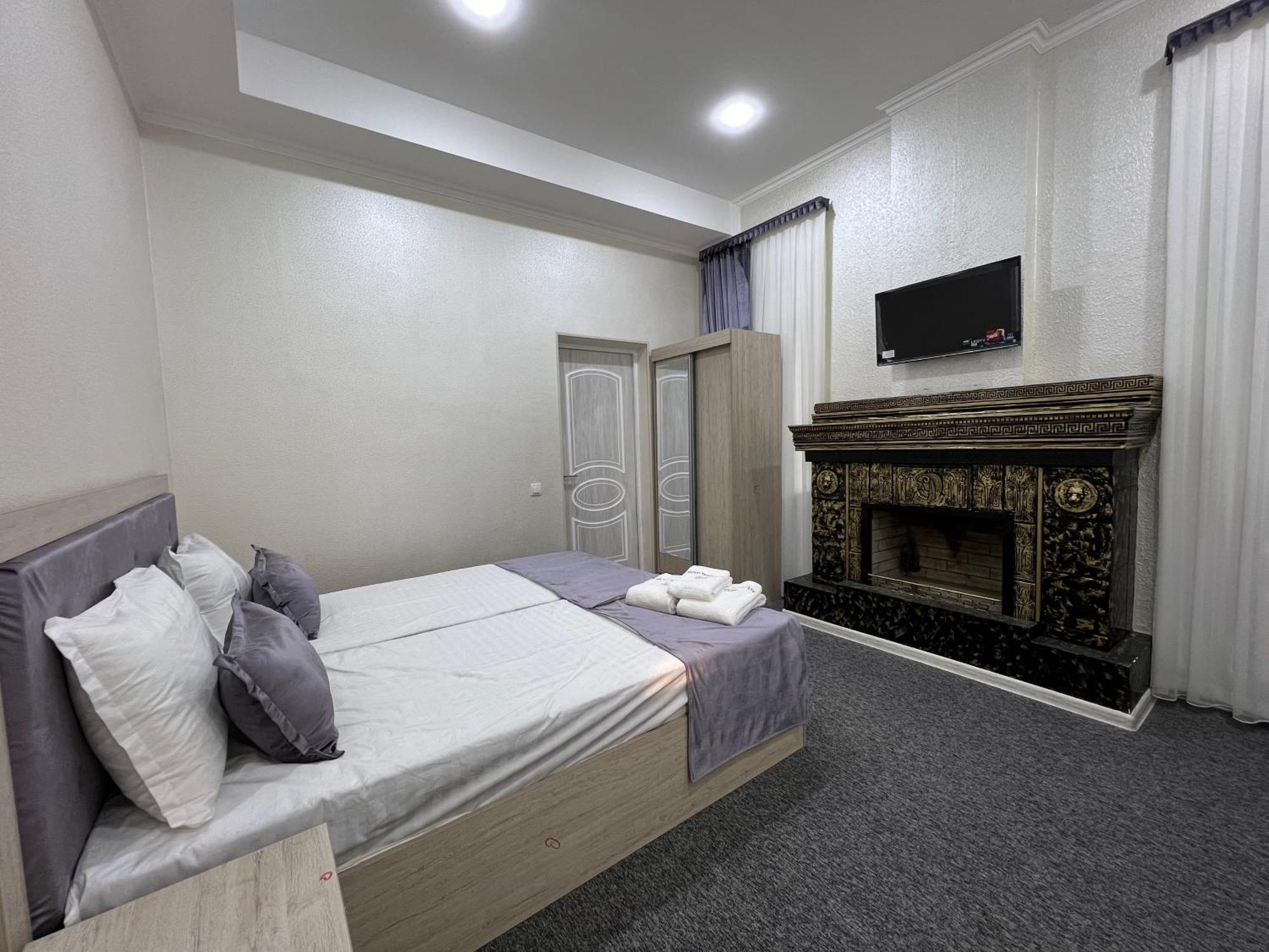 Art Tashkent Hotel Luaran gambar